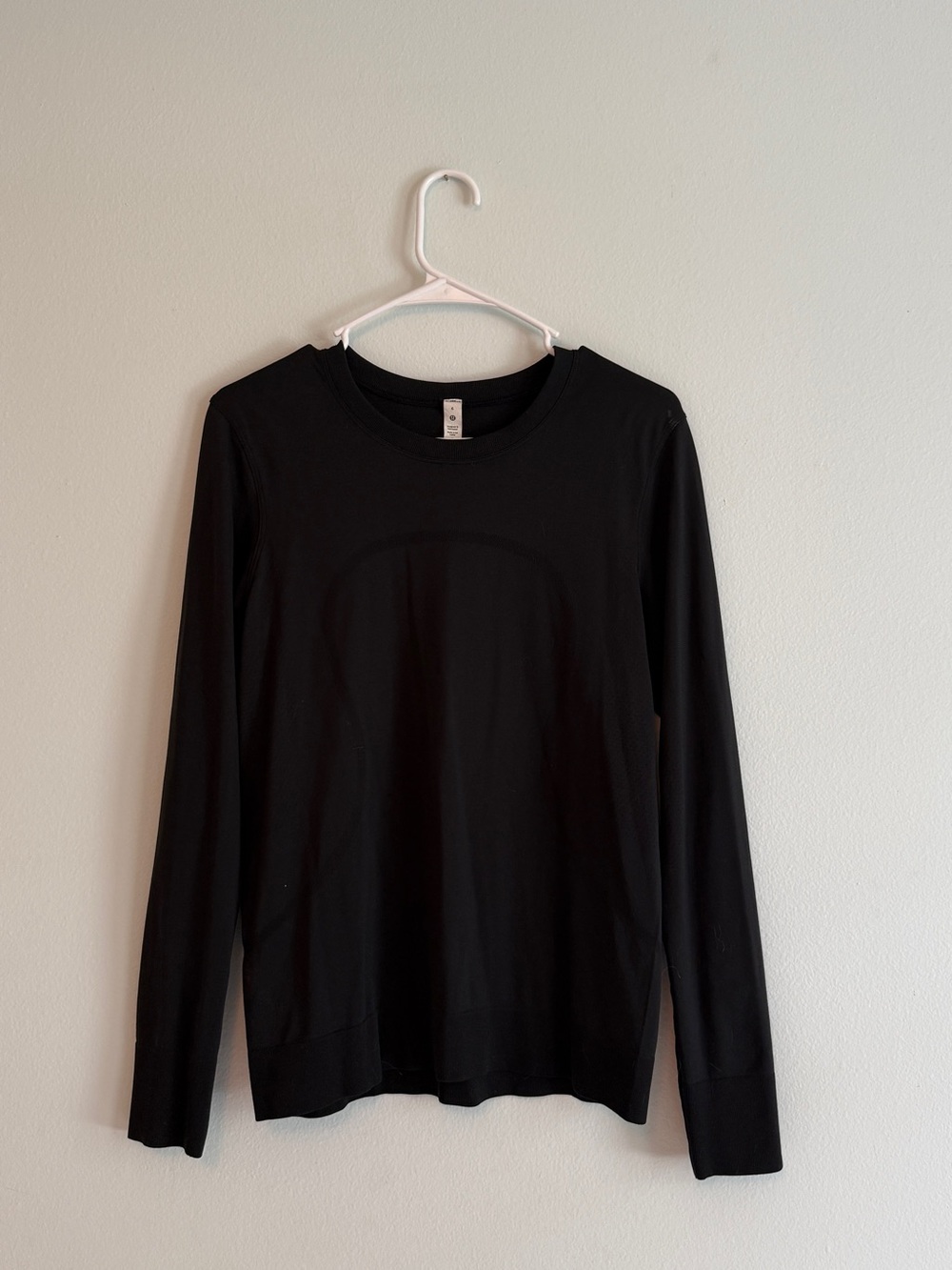 lululemon athletica Black Crew Neck Long Sleeve Top